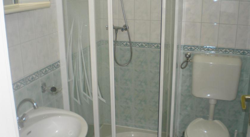 Kiraly Apartman Фоньод Номер фото